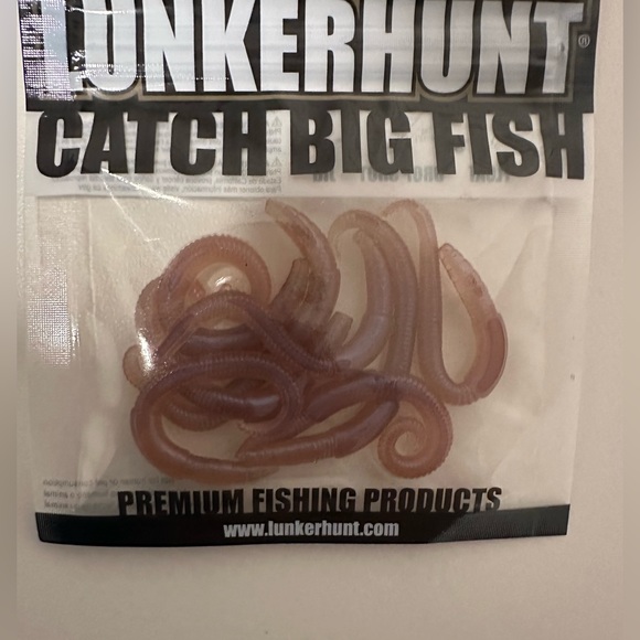 NEW Lunkerhunt River Worm - Dew Worm 2” - Picture 2 of 4